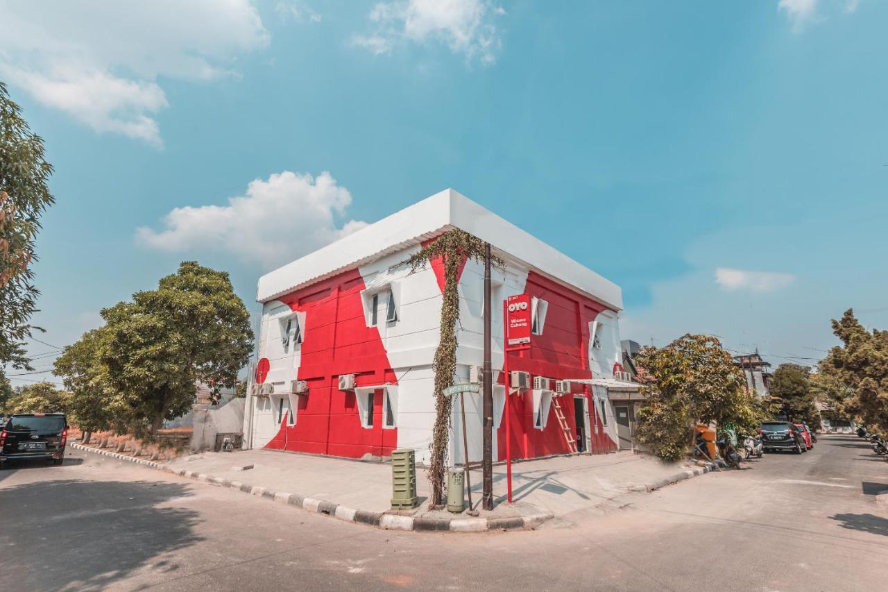 Oyo 907 Wisma Cakung Джакарта Екстер'єр фото